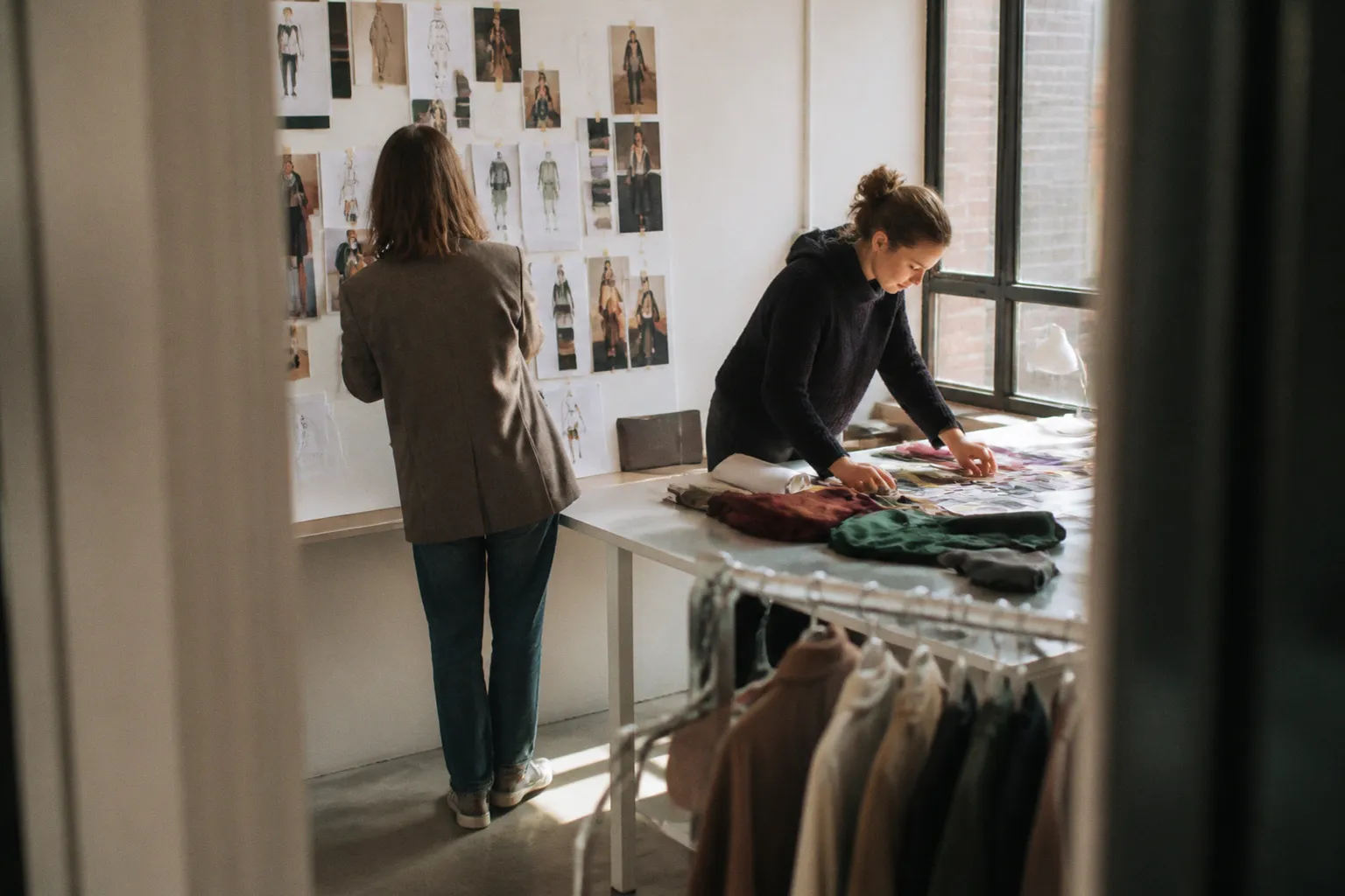 Claves de estilo y color para el otoño-invierno 27/28: el regreso de la elegancia