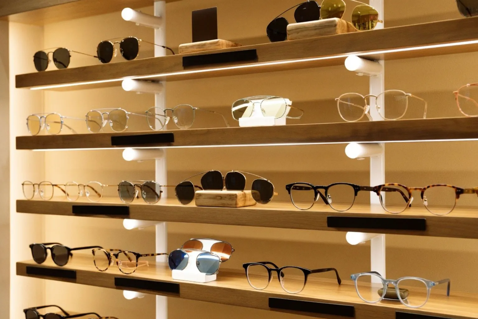 Gafas graduadas: cómo transformar un accesorio funcional en tu mejor declaración de estilo
